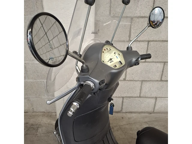 Bromscooter, vespa piaggio, c38, 2014 - afbeelding 24 van  32
