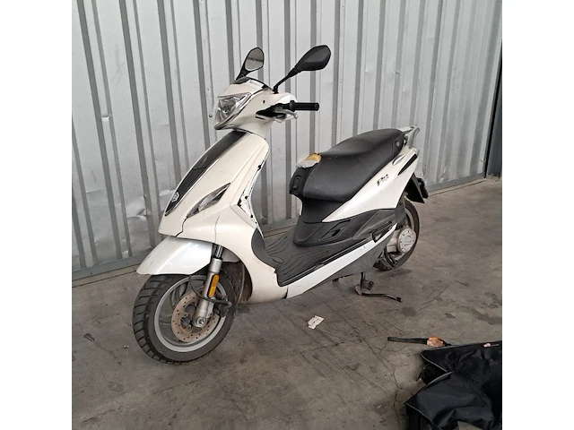 Bromscooter, vespa piaggio, c52, 2013 - afbeelding 8 van  30