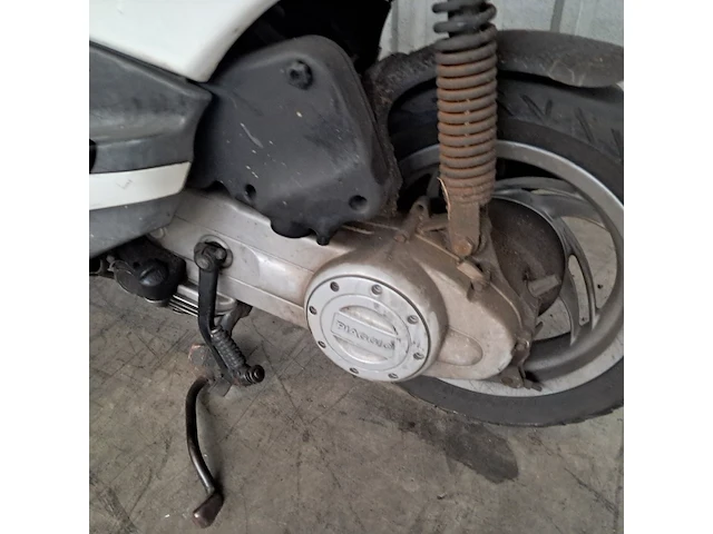 Bromscooter, vespa piaggio, c52, 2013 - afbeelding 10 van  30