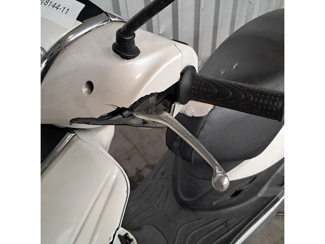 Bromscooter, vespa piaggio, c52, 2013 - afbeelding 15 van  30