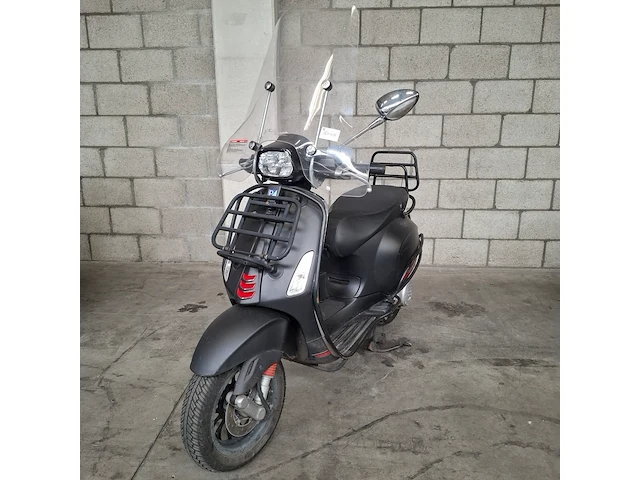 Bromscooter, vespa piaggio, sprint 4t, 2015 - afbeelding 1 van  56