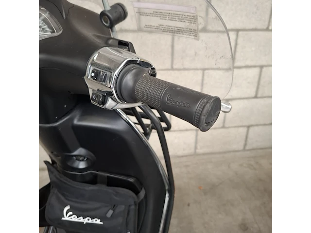 Bromscooter, vespa piaggio, sprint 4t, 2015 - afbeelding 30 van  56