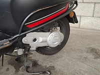 Bromscooter, vespa piaggio, sprint 4t, 2015 - afbeelding 55 van  56