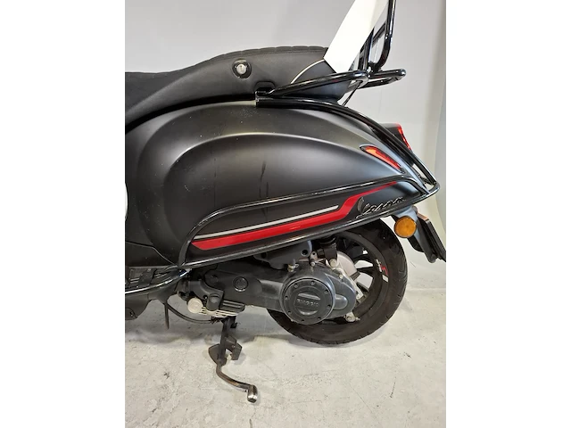 Bromscooter, vespa, sprint 50, 2023 - afbeelding 3 van  22