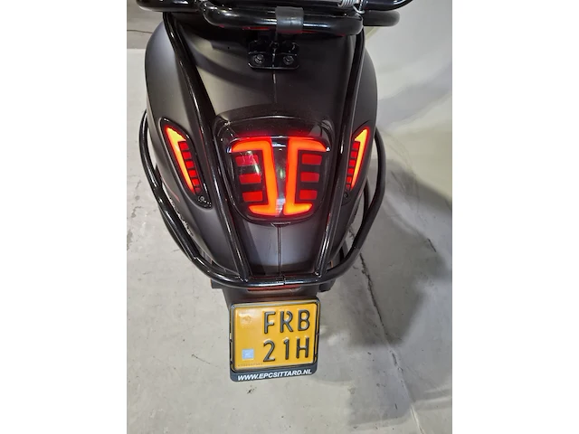 Bromscooter, vespa, sprint 50, 2023 - afbeelding 5 van  22