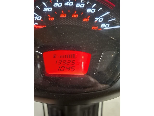 Bromscooter, vespa, sprint 50, 2023 - afbeelding 11 van  22