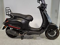 Bromscooter, vespa, sprint 50, 2023 - afbeelding 1 van  22