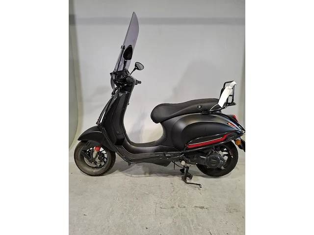 Bromscooter, vespa, sprint 50, 2023 - afbeelding 12 van  22