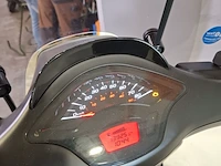 Bromscooter, vespa, sprint 50, 2023 - afbeelding 21 van  22