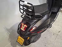 Bromscooter, vespa, sprint 50, 2023 - afbeelding 16 van  19
