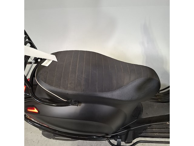 Bromscooter, vespa, sprint 50, 2023 - afbeelding 17 van  19