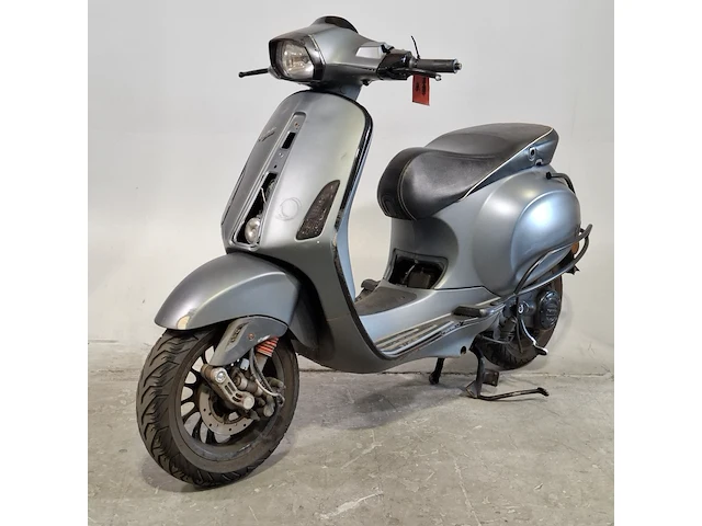 Bromscooter, vespa, sprint - afbeelding 1 van  35