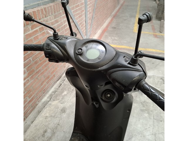 Bromscooter, yamaha, yn50fu, 2014 - afbeelding 2 van  33