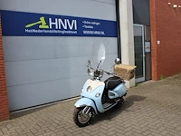 Bromscooter znen flash baffi met kenteken f-057-dl. datum eerste toelating 14-07-2011. kilometerstand 2.403. - afbeelding 3 van  11