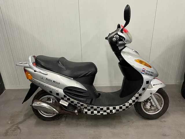 Bromscooter - afbeelding 7 van  9