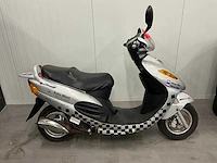 Bromscooter - afbeelding 7 van  9