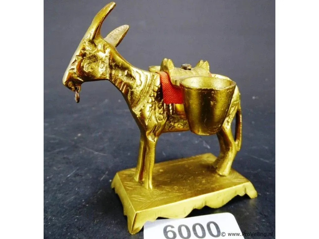 Antiek, curiosa, e.d. vanaf € 29,95. oozzoo lunteren.