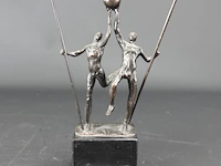 Bronzen beeld corry ammerlaan - afbeelding 1 van  5