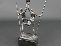 Bronzen beeld corry ammerlaan - afbeelding 3 van  5