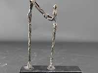 Bronzen beeld corry ammerlaan - afbeelding 1 van  5