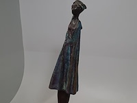 Bronzen beeld op stenen sokkel, n. knoop, 2008 - afbeelding 7 van  7