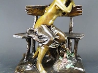 Bronzen beeld vrouw op bank - afbeelding 2 van  5