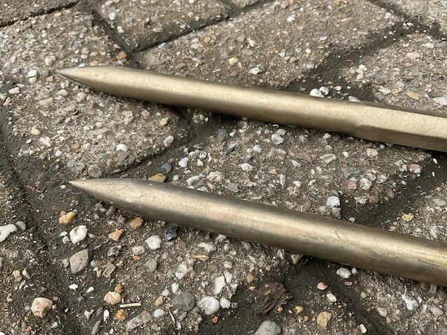 Bronzen betonbeitel - 50 cm (2x) - afbeelding 4 van  4