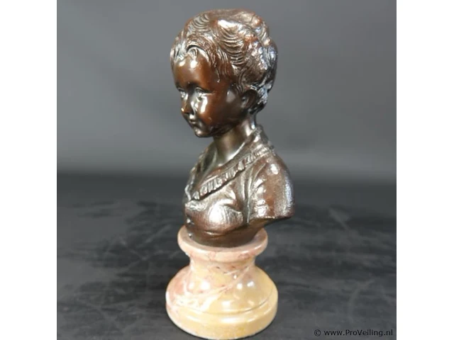 Bronzen buste op marmeren basement - afbeelding 2 van  5