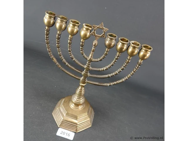 Bronzen chanoeka - afbeelding 2 van  5