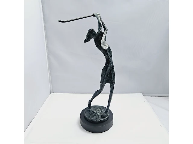 Bronzen figurine vrouwelijke golfer - afbeelding 1 van  5