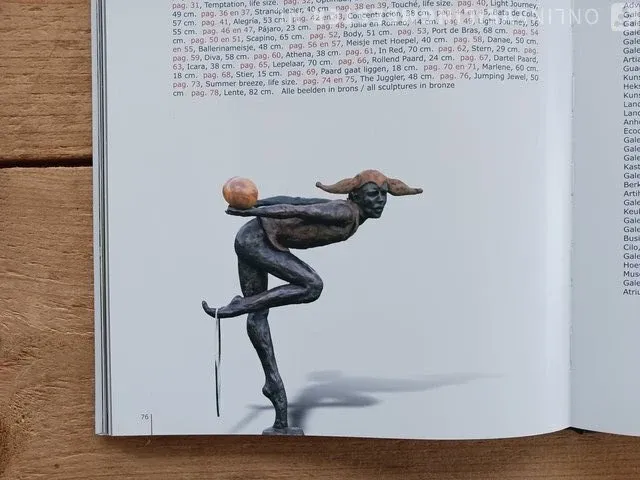 Bronzen kunstobject/beeld juggling jewel, op sokkel - afbeelding 3 van  12