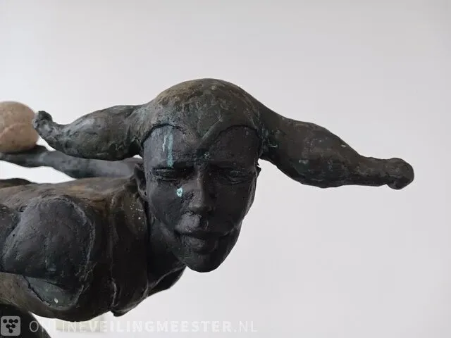 Bronzen kunstobject/beeld juggling jewel, op sokkel - afbeelding 6 van  12