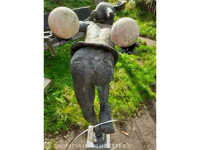 Bronzen kunstobject/beeld juggling jewel, op sokkel - afbeelding 10 van  12