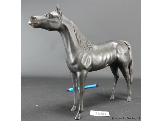 Bronzen paard - afbeelding 1 van  5