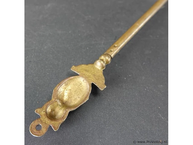 Bronzen schoenlepel - afbeelding 5 van  5