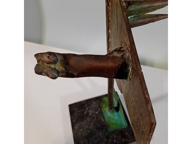 Bronzen sculptuur, dick van wijk, vlag - afbeelding 5 van  7