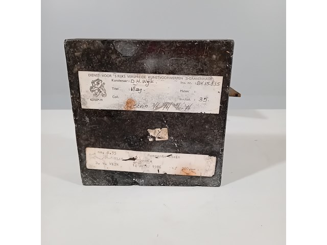 Bronzen sculptuur, dick van wijk, vlag - afbeelding 7 van  7