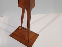 Bronzen sculptuur, jean van der pol, wandelend meisje - afbeelding 3 van  7