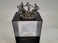 Bronzen sculptuur op metalen sokkel - afbeelding 1 van  6