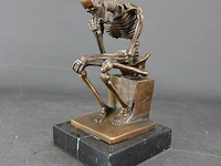 Bronzen "te lang denken is ook niet goed" - afbeelding 1 van  5