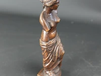 Bronzen venus de milio - afbeelding 4 van  5