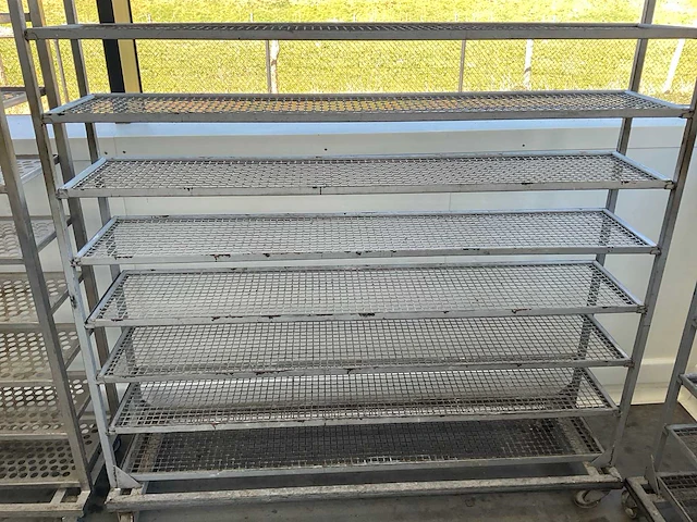 Brood afkoelwagen (3x) - afbeelding 3 van  4