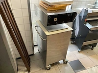 Brooddeeg persmachine - afbeelding 2 van  3