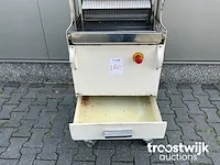 Broodsnijmachine - afbeelding 5 van  7