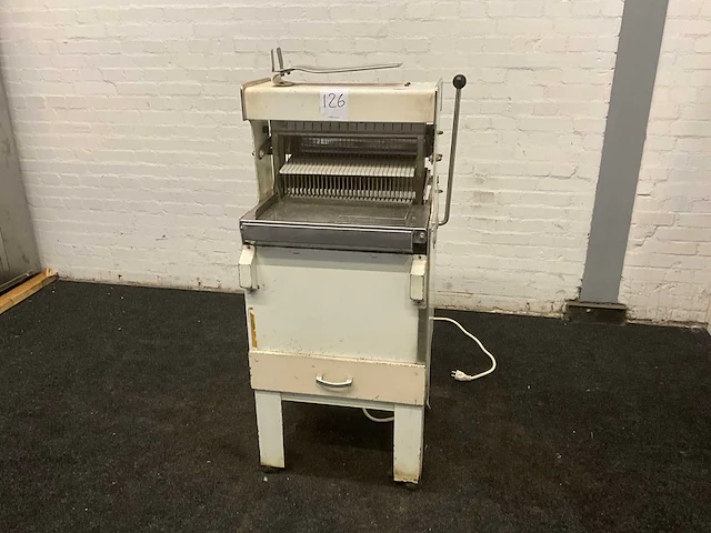 Broodsnijmachine - afbeelding 3 van  10
