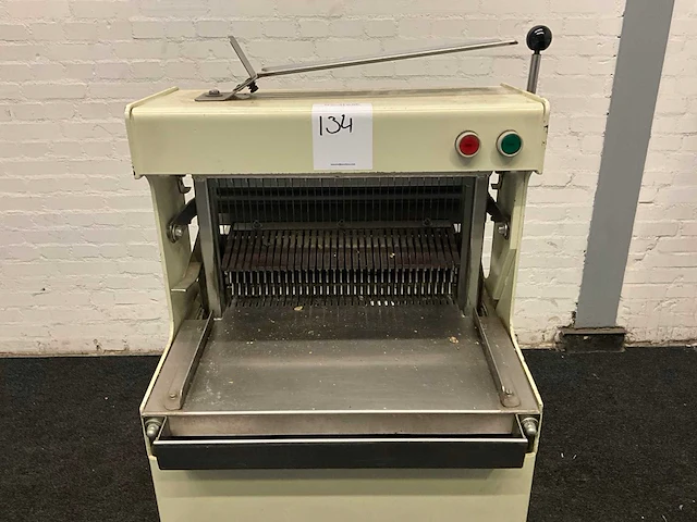 Broodsnijmachine - afbeelding 7 van  10