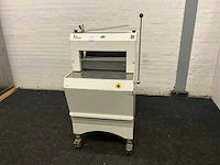 Broodsnijmachine - afbeelding 2 van  9