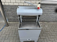 Broodsnijmachine - afbeelding 2 van  3