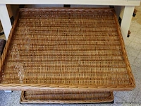 Broodstelling v.v. diverse broodmanden - 100x80x102cm - afbeelding 3 van  3