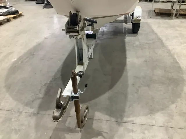 Broom speedboot met trailer - afbeelding 2 van  12